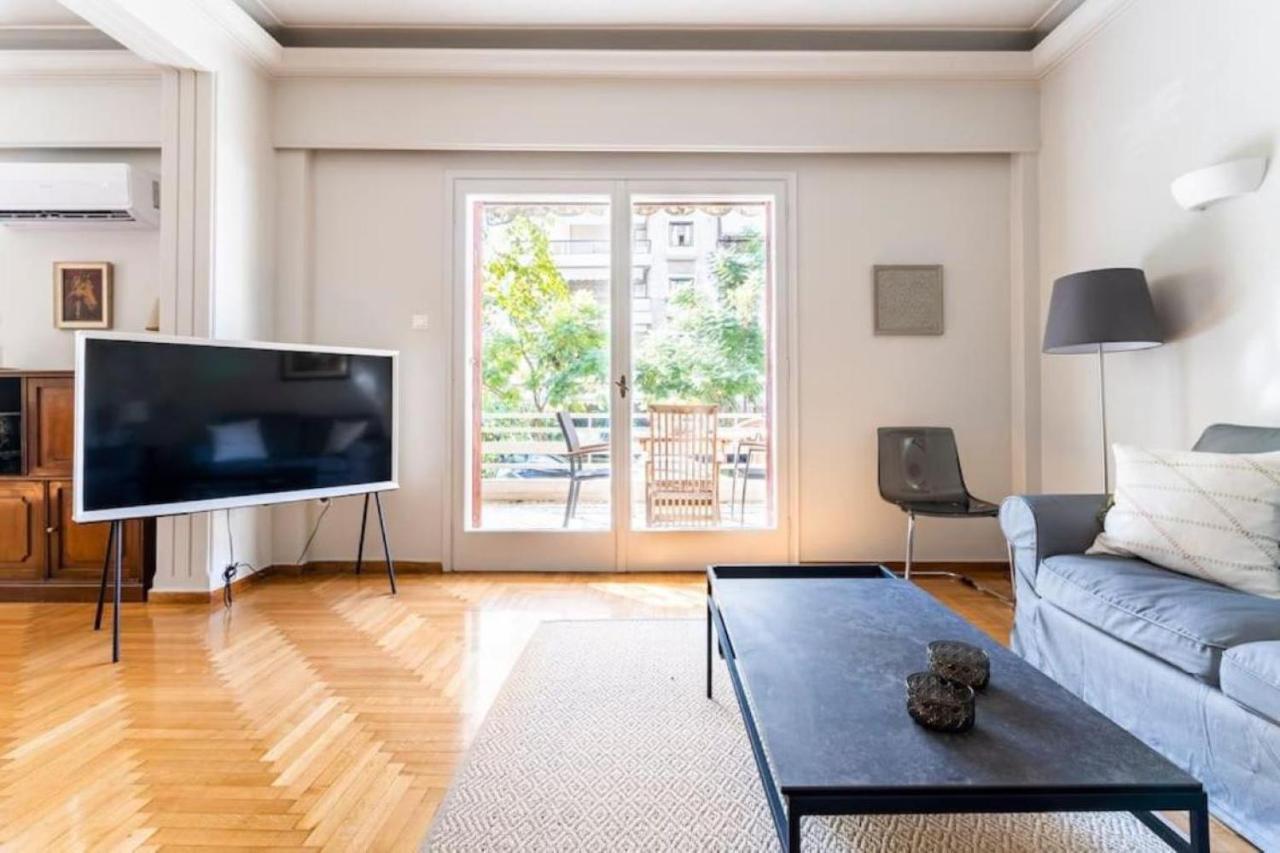 Spacious Renovated Flat In The Athens Riviera Экстерьер фото