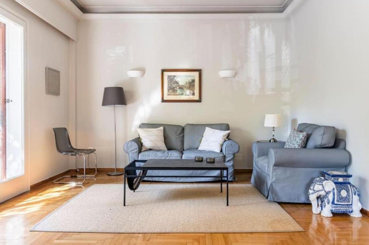 Spacious Renovated Flat In The Athens Riviera Экстерьер фото